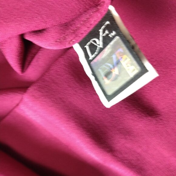 Diane Von Furstenburg Women's Size 0 Damian Raspberry Silk Long Sleeve Dress - Picture 3 of 8